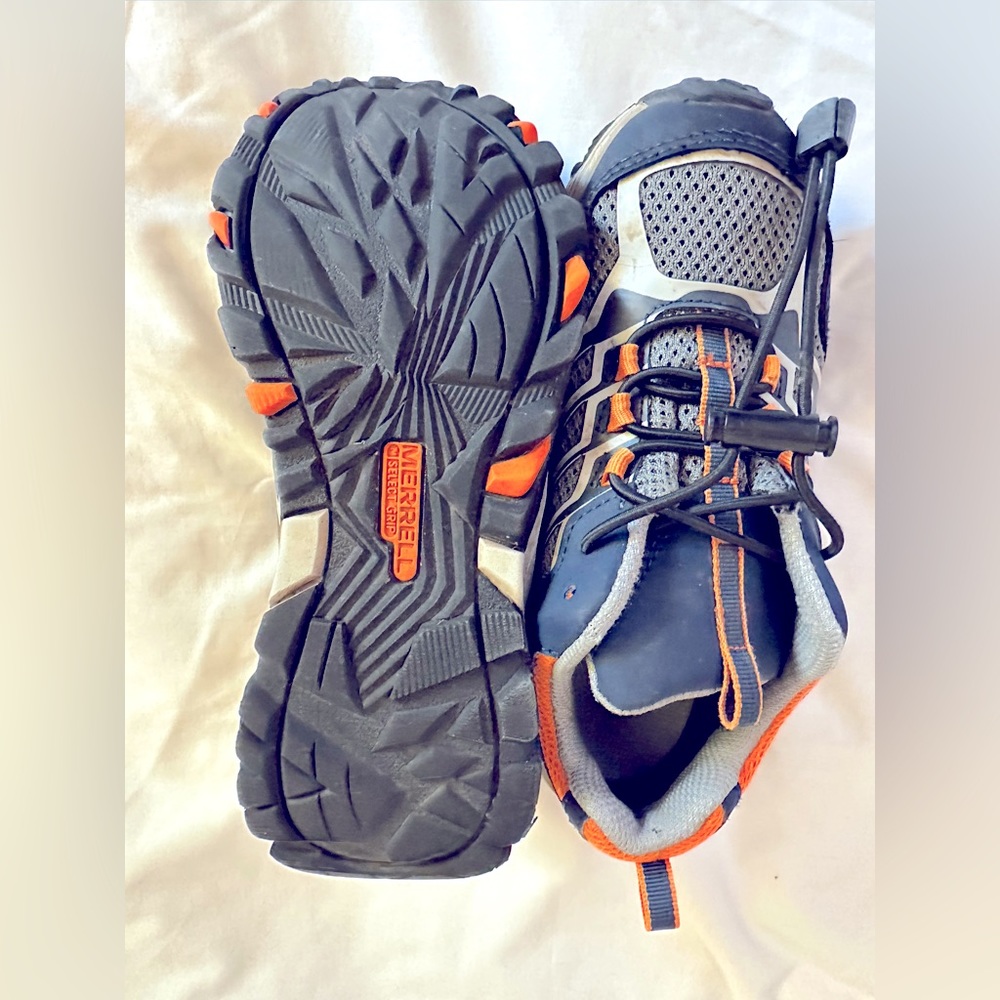 Merrell Hiking Shoes Kids Size 1M